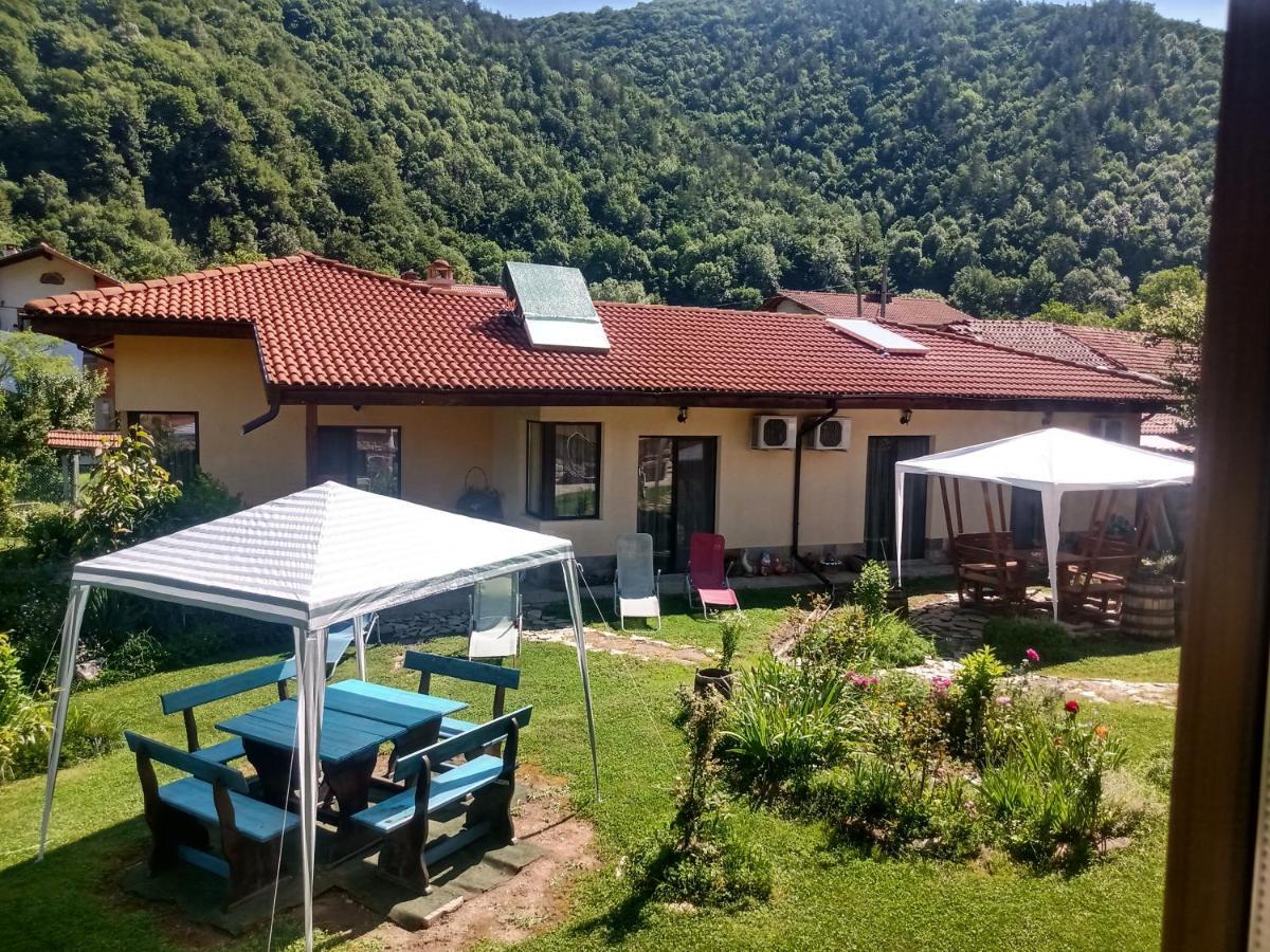 Кръчмъ При Байката Hotel รีบาริตซา ภายนอก รูปภาพ